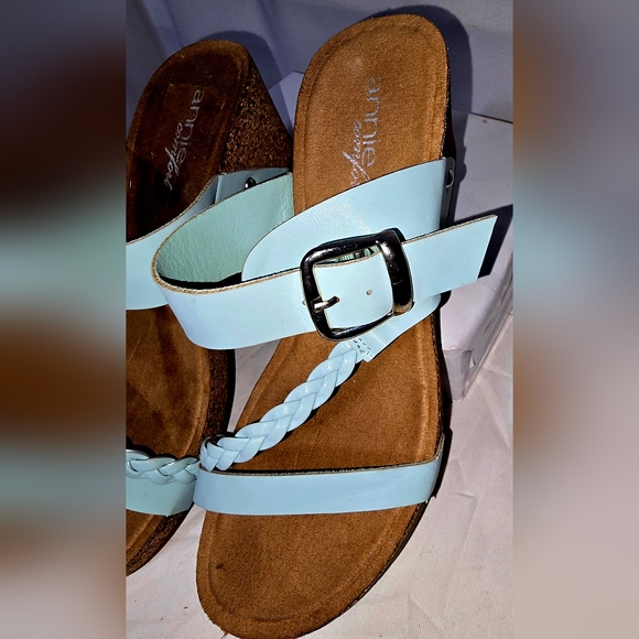 Womens ANNIE COMFORT Wedge Heel Slip On Sandals w Braided Accent  Lt Blu Sz 8 M - Picture 2 of 7